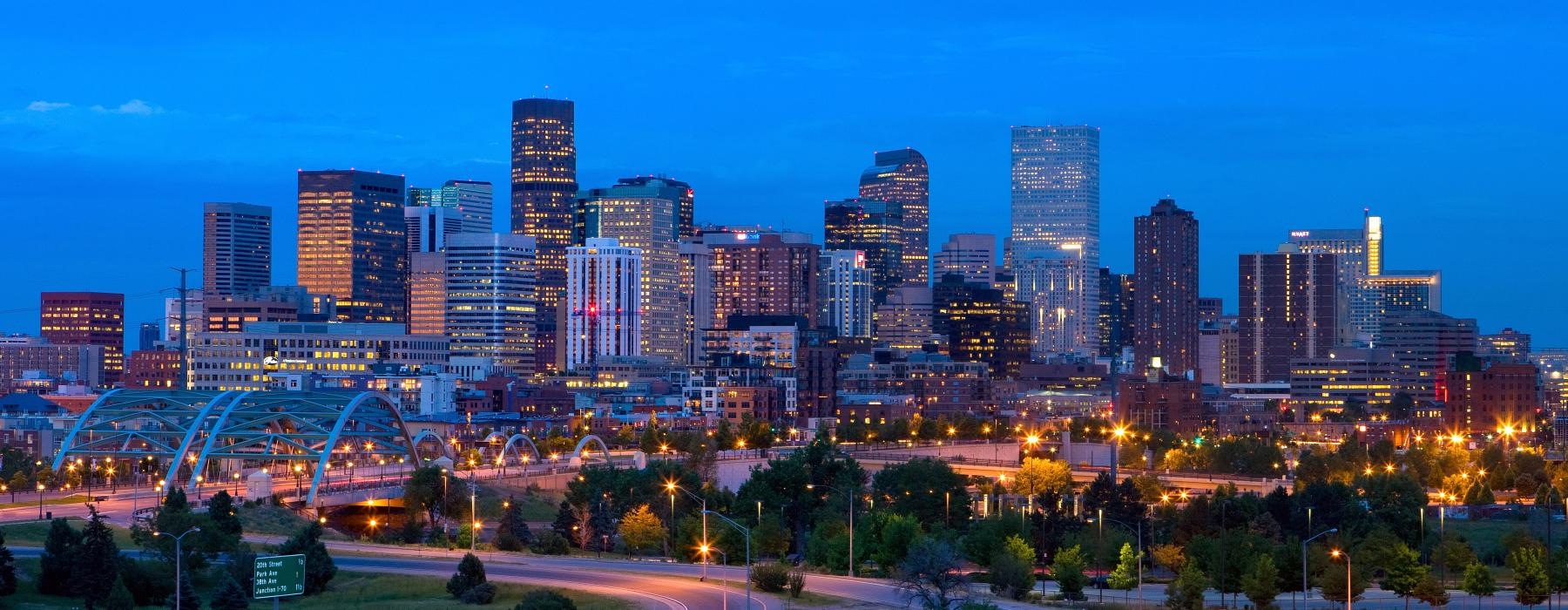 a city skyline at night